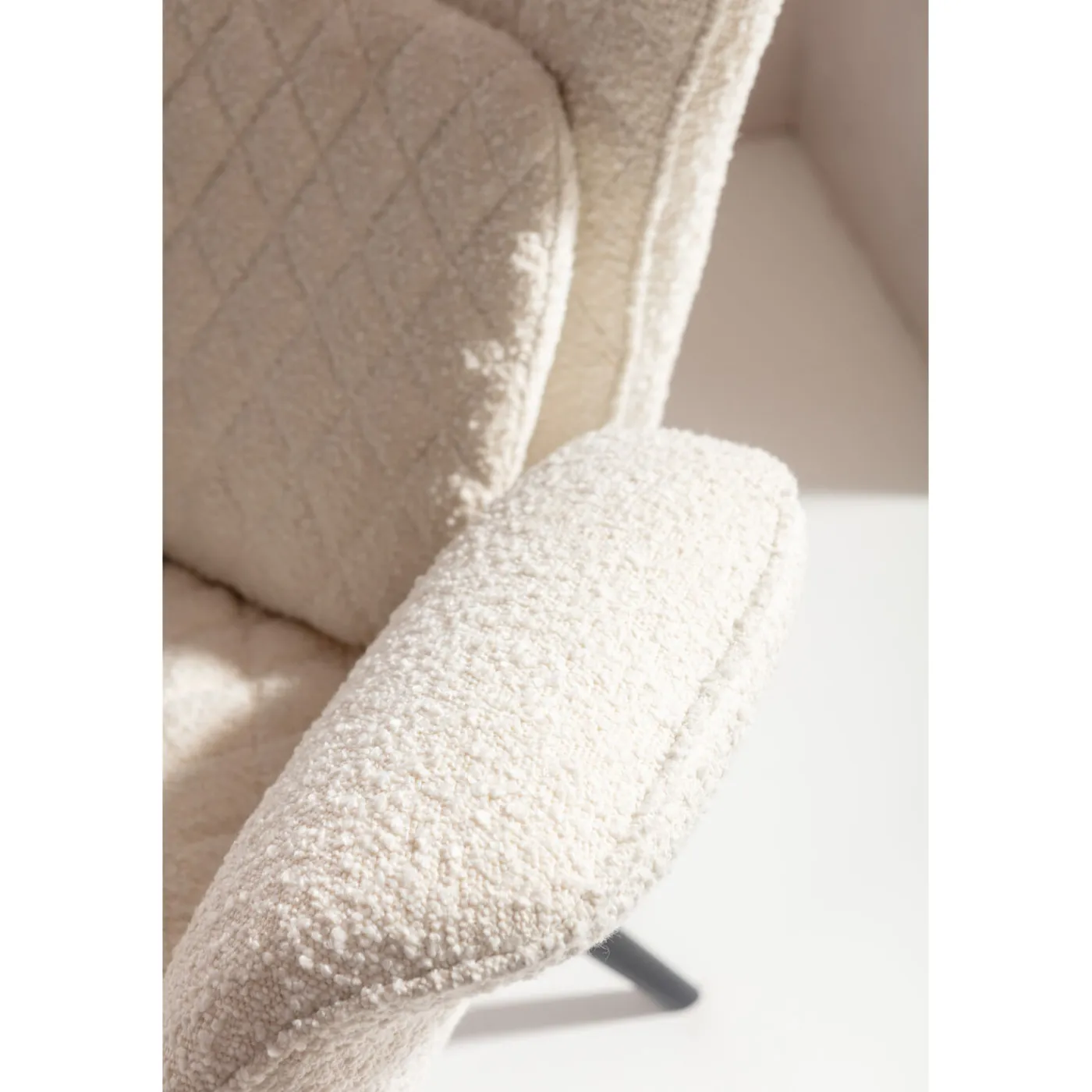 KARE Design Fauteuil Tudor Boucle Creme