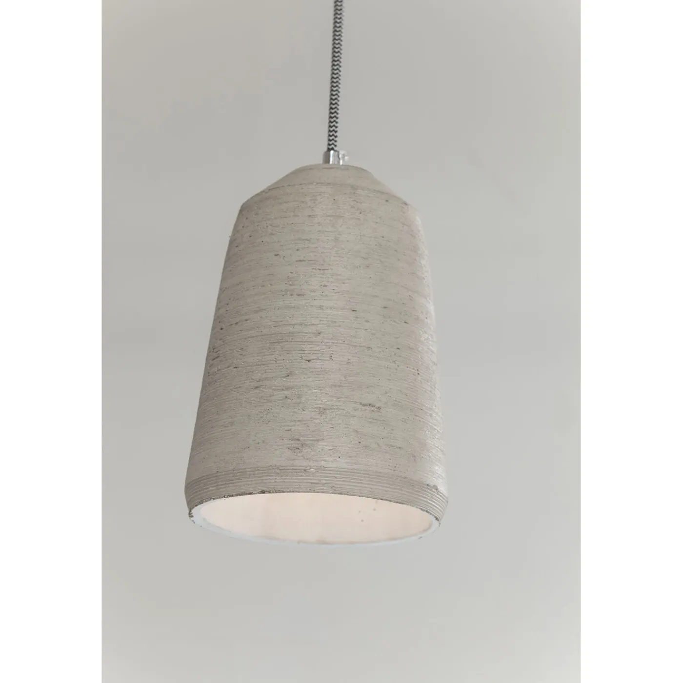 KARE Design Suspension Dining Concrete Tre 120Cm